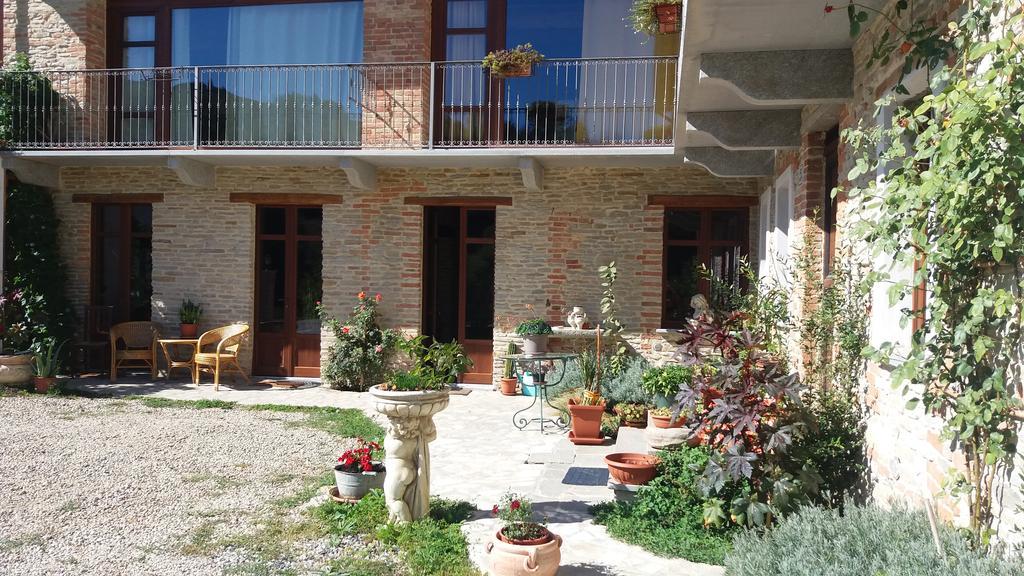 Agriturismo Ercolana Neviglie Exterior photo